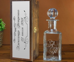 Штоф новогодний именной - оригинальный подарок мужу на Новый год