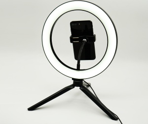 Кольцевая лампа